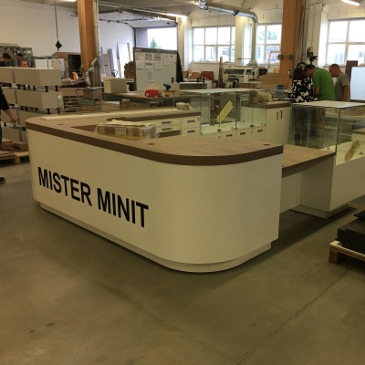 Üzletberendezés Gyártás