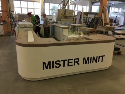 Üzletberendezés gyartás