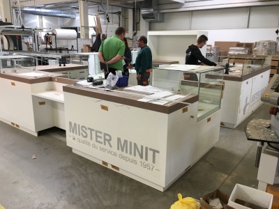 Üzletberendezés gyartás